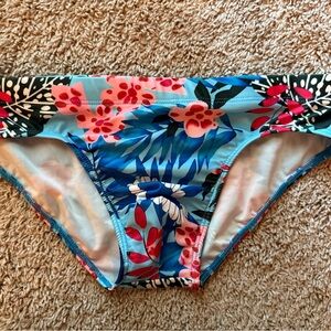 Floral Men’s Swim Briefs